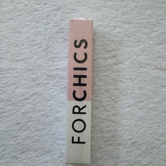 Eyelash Enhancing Serum - Picture 2 of 6